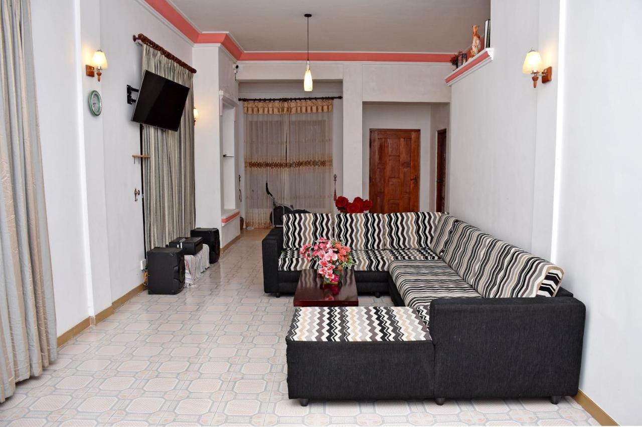 Roshan Guest House Nuwara Eliya Exteriér fotografie